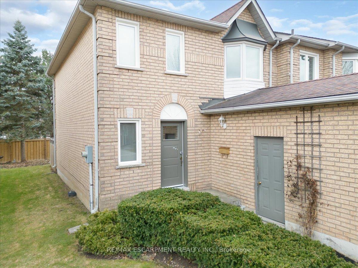 Photo 2 of Unit 58, 11 Pirie Drive, Hamilton, Dundas — HOMEH