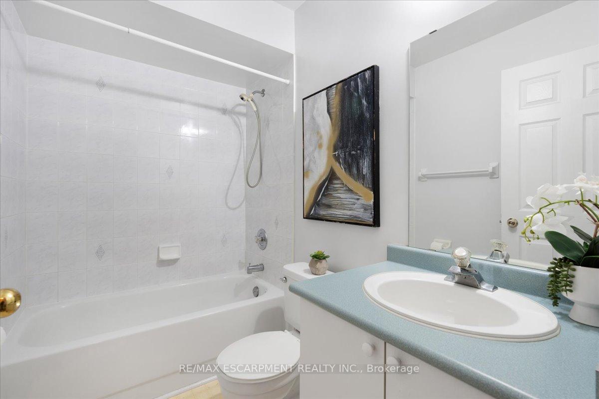 Photo 24 of Unit 58, 11 Pirie Drive, Hamilton, Dundas — HOMEH