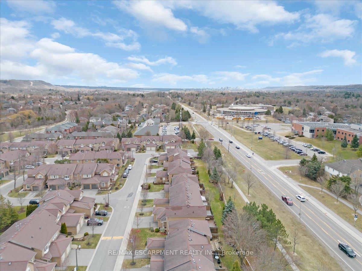 Photo 37 of Unit 58, 11 Pirie Drive, Hamilton, Dundas — HOMEH