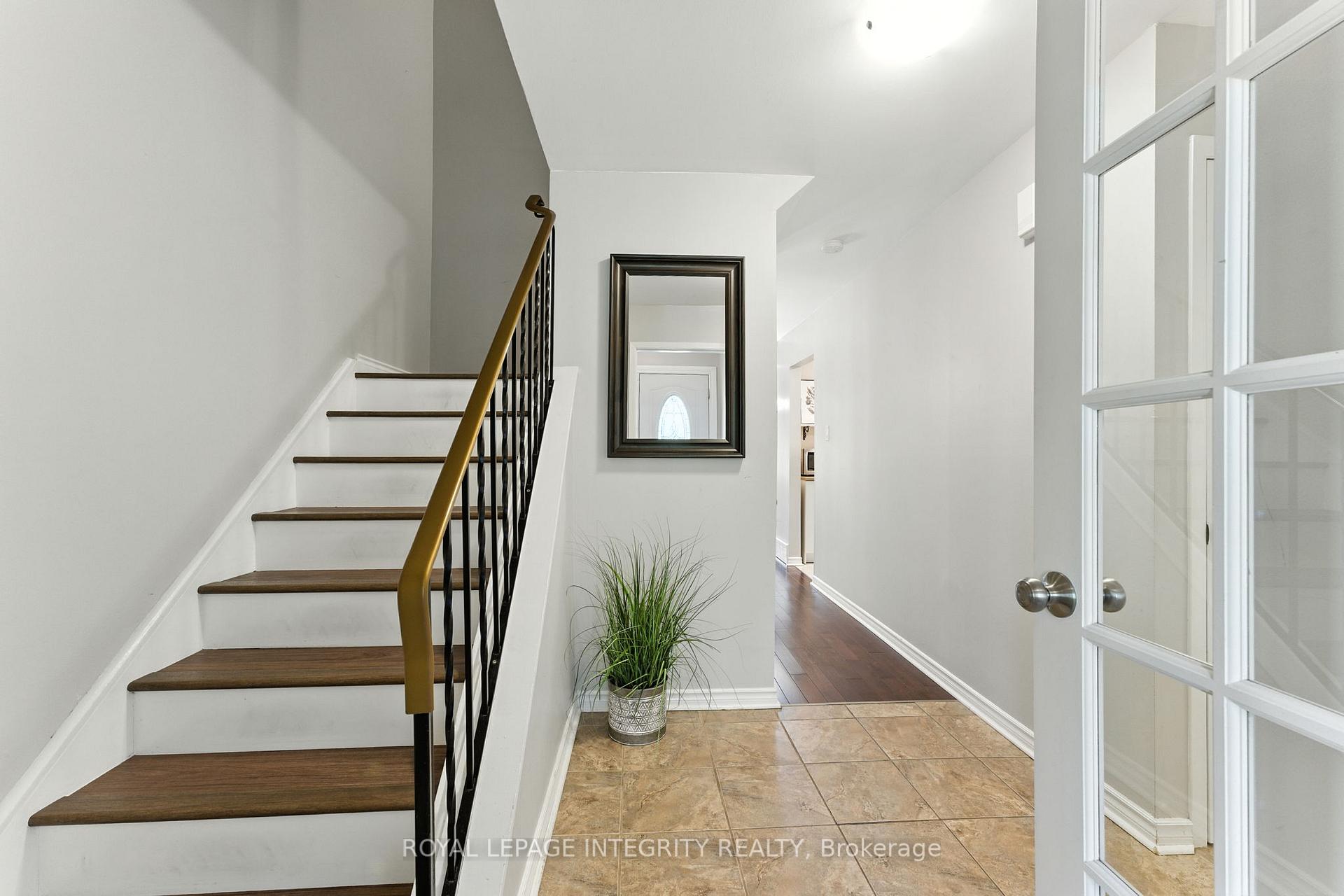 Photo 2 of 1 Baneberry Crescent, Ottawa, Kanata - Glencairn/Hazeldean — HOMEH