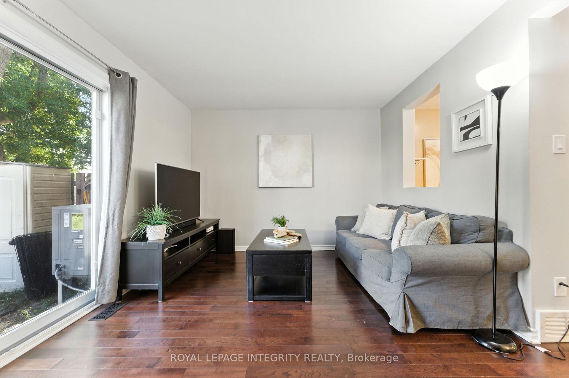 Photo 13 of 1 Baneberry Crescent, Ottawa, Kanata - Glencairn/Hazeldean — HOMEH