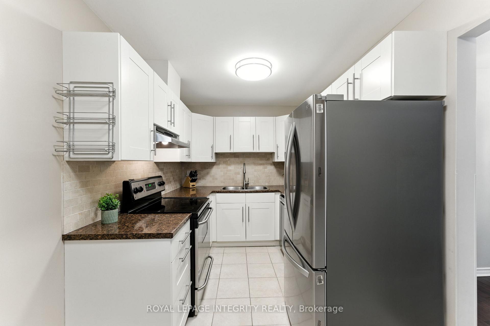 Photo 17 of 1 Baneberry Crescent, Ottawa, Kanata - Glencairn/Hazeldean — HOMEH