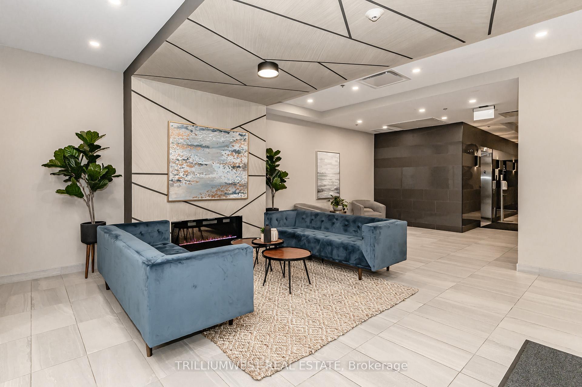Photo 7 of Unit 4, 60 Charles Street W, Kitchener — HOMEH