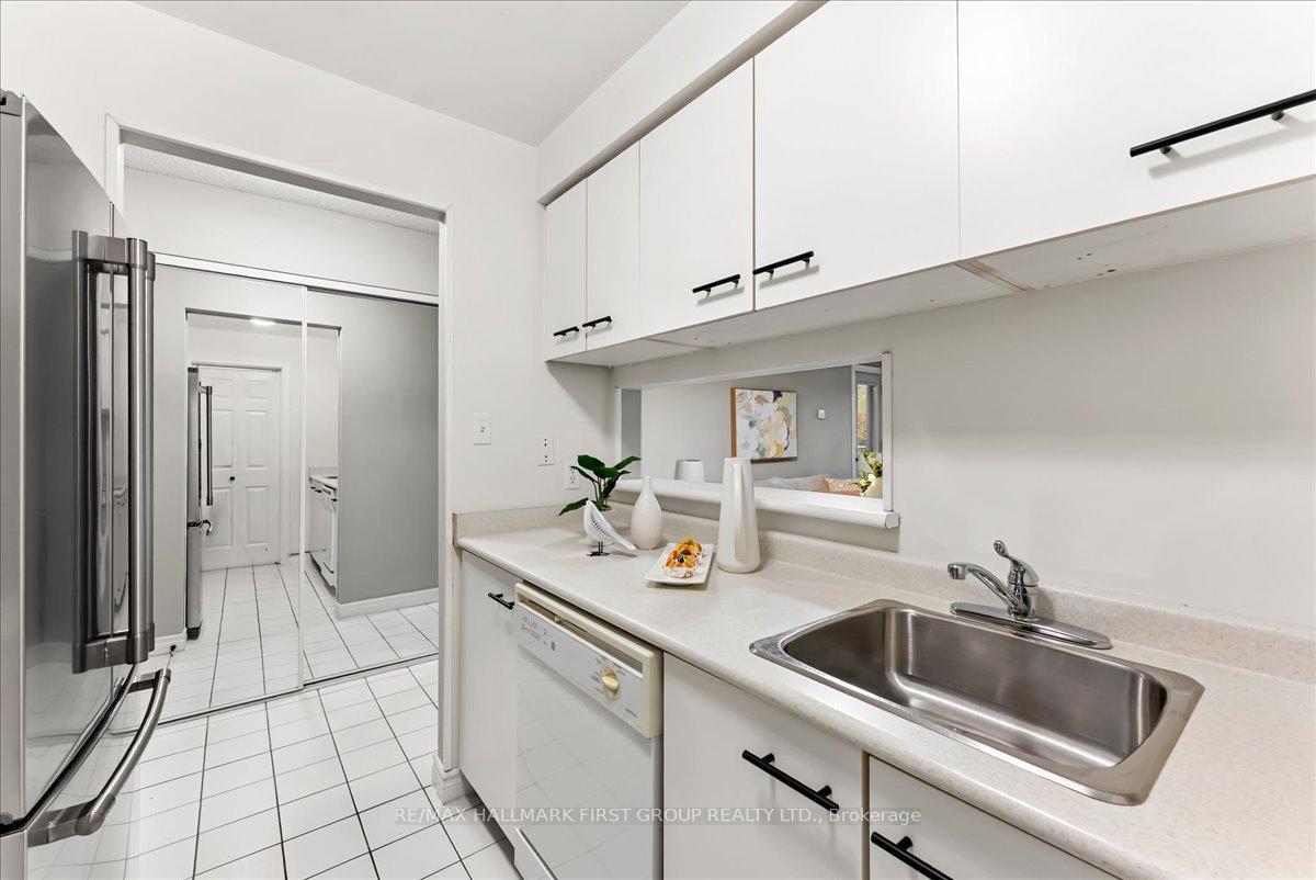 Photo 13 of Unit 216, 191 Lake Driveway, Ajax, South West — HOMEH