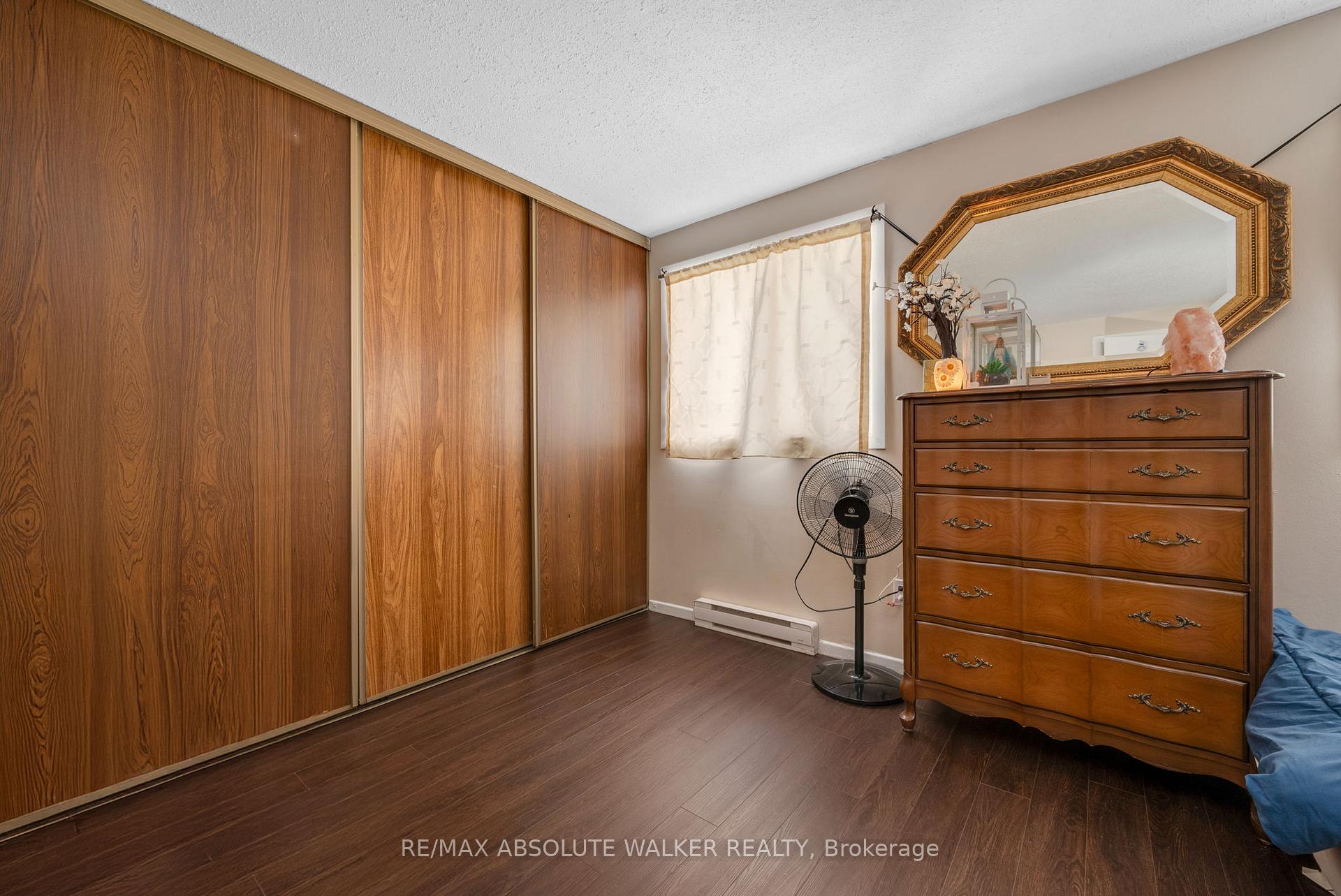 Photo 12 of 25A Sonnet Crescent, Ottawa, Westcliffe Estates — HOMEH