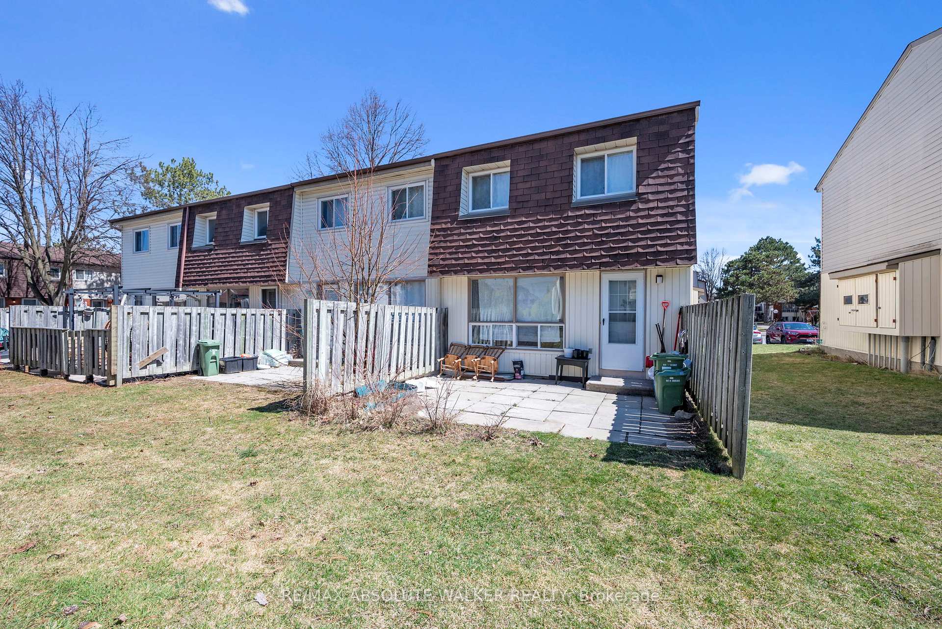 Photo 17 of 25A Sonnet Crescent, Ottawa, Westcliffe Estates — HOMEH