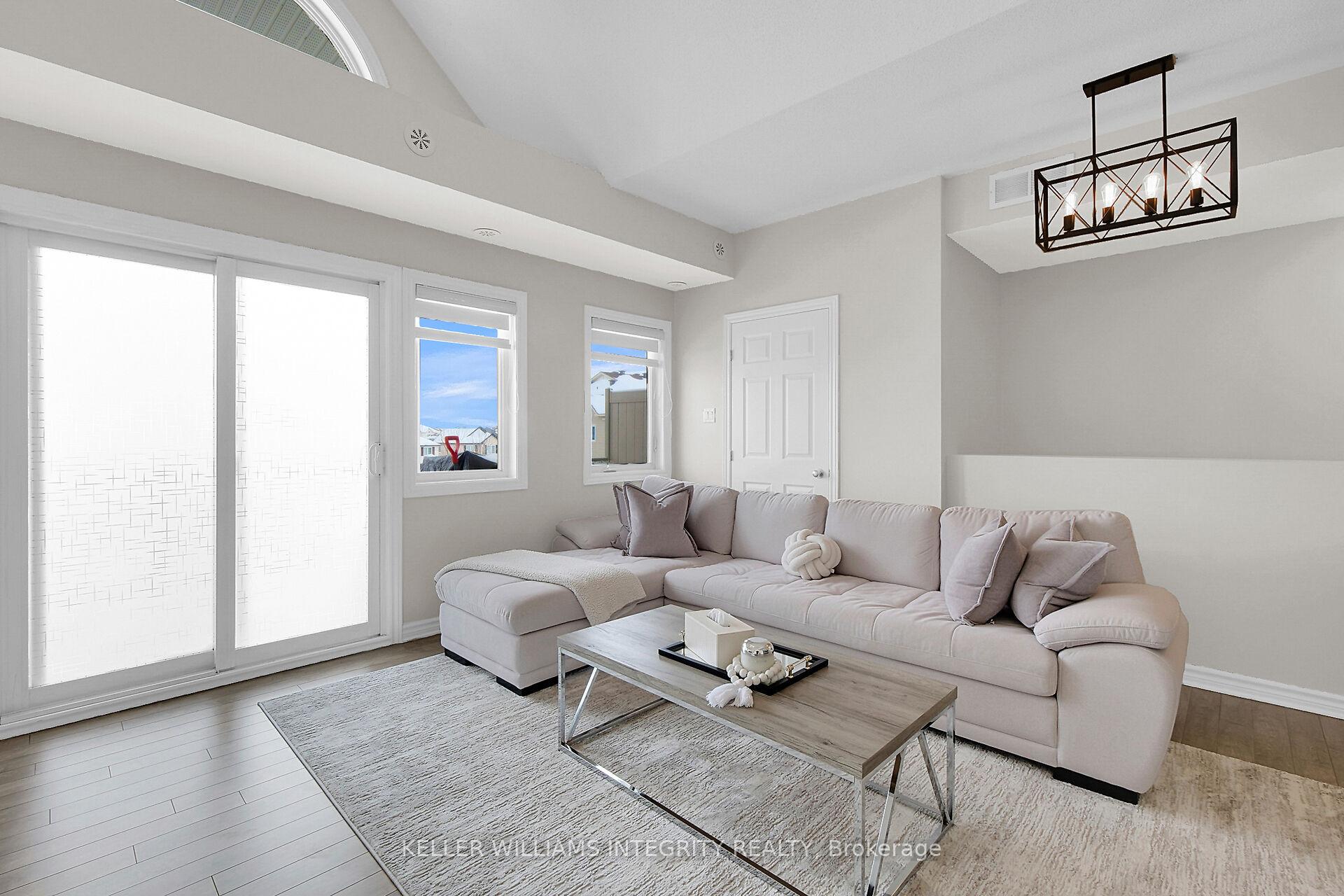 Photo 4 of 761F Cedar Creek Drive, Ottawa, Blossom Park/Kemp Park/Findlay Creek — HOMEH