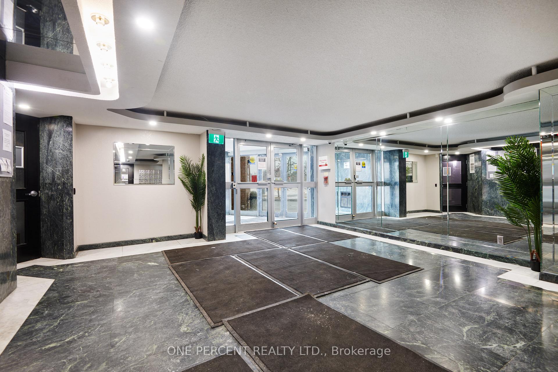 Photo 3 of Unit 204, 1440 Heron Road, Ottawa, Heron Gate — HOMEH