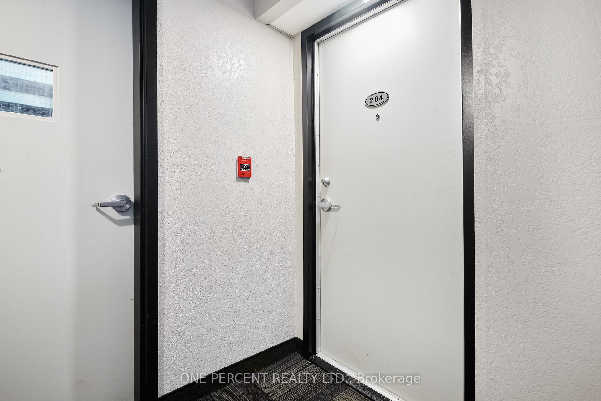 Photo 4 of Unit 204, 1440 Heron Road, Ottawa, Heron Gate — HOMEH