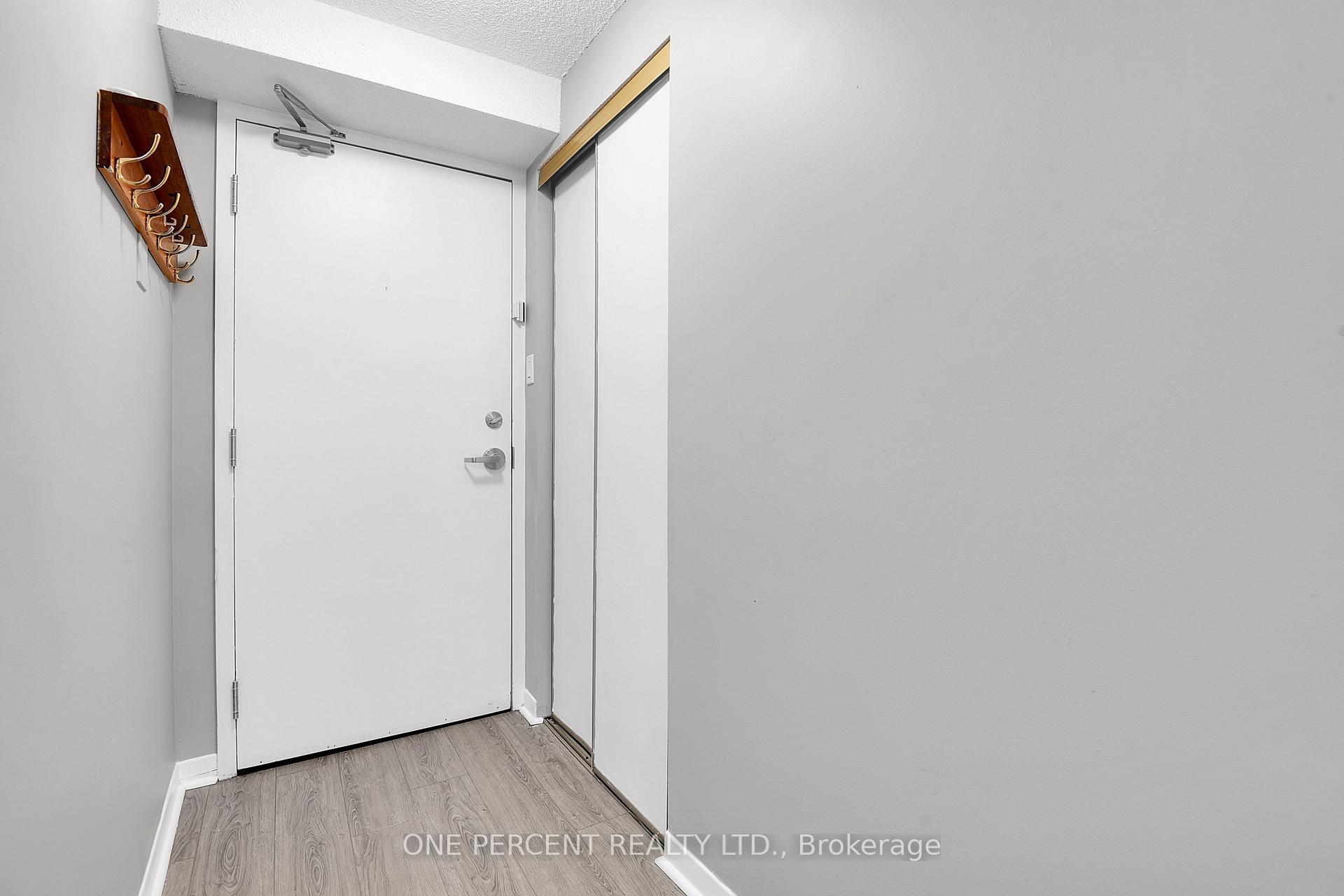 Photo 5 of Unit 204, 1440 Heron Road, Ottawa, Heron Gate — HOMEH