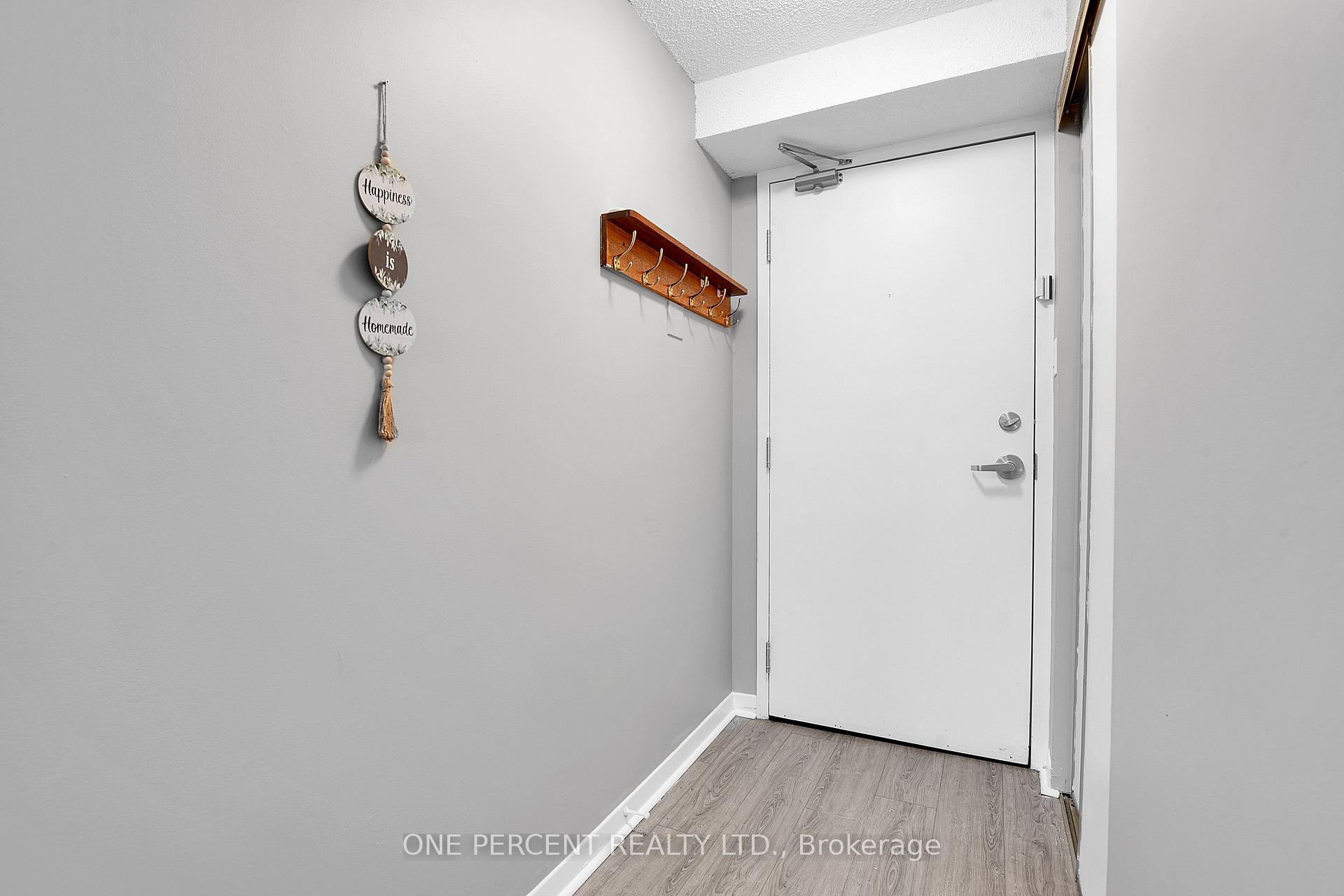 Photo 6 of Unit 204, 1440 Heron Road, Ottawa, Heron Gate — HOMEH