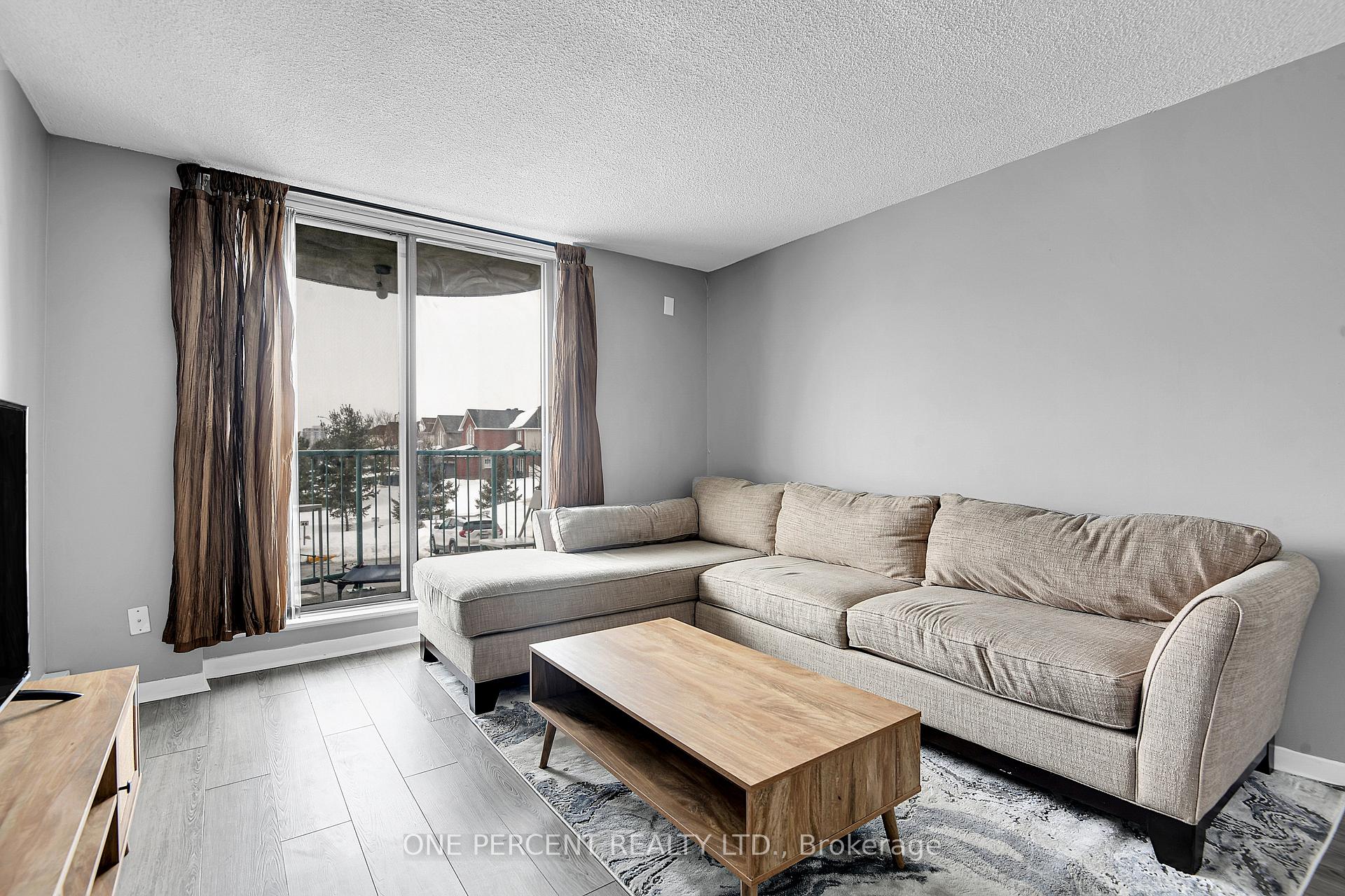 Photo 12 of Unit 204, 1440 Heron Road, Ottawa, Heron Gate — HOMEH