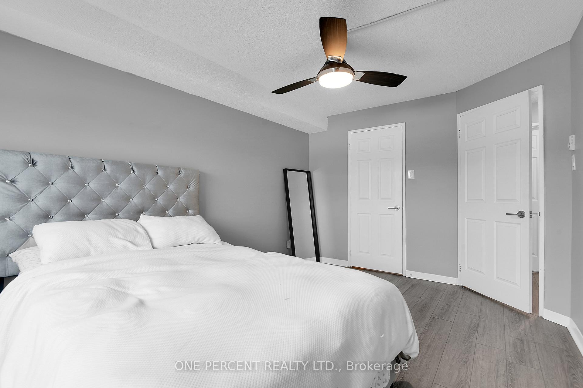 Photo 20 of Unit 204, 1440 Heron Road, Ottawa, Heron Gate — HOMEH