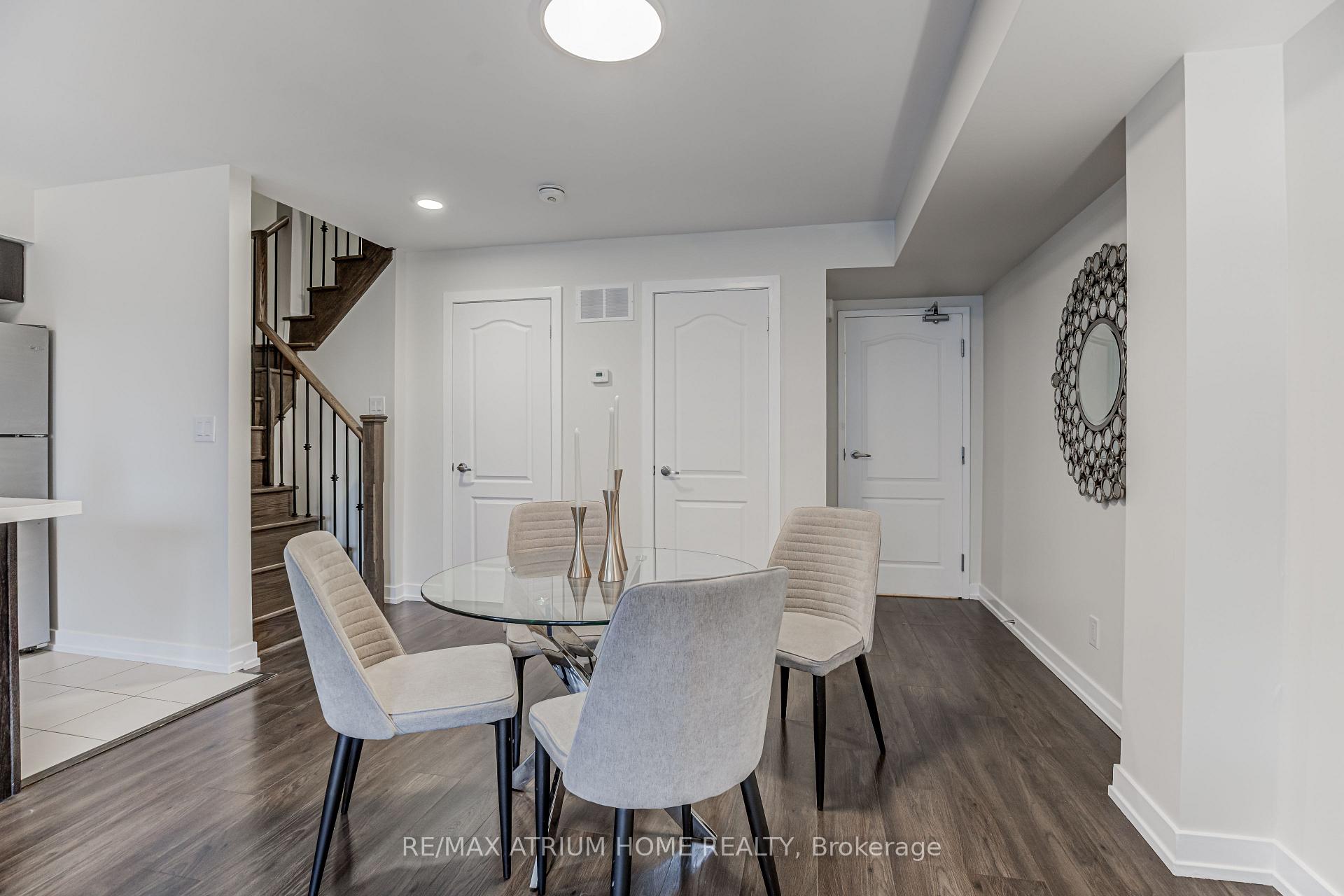 Photo 17 of Unit 220, 10 Dunsheath Way, Markham, Cornell — HOMEH