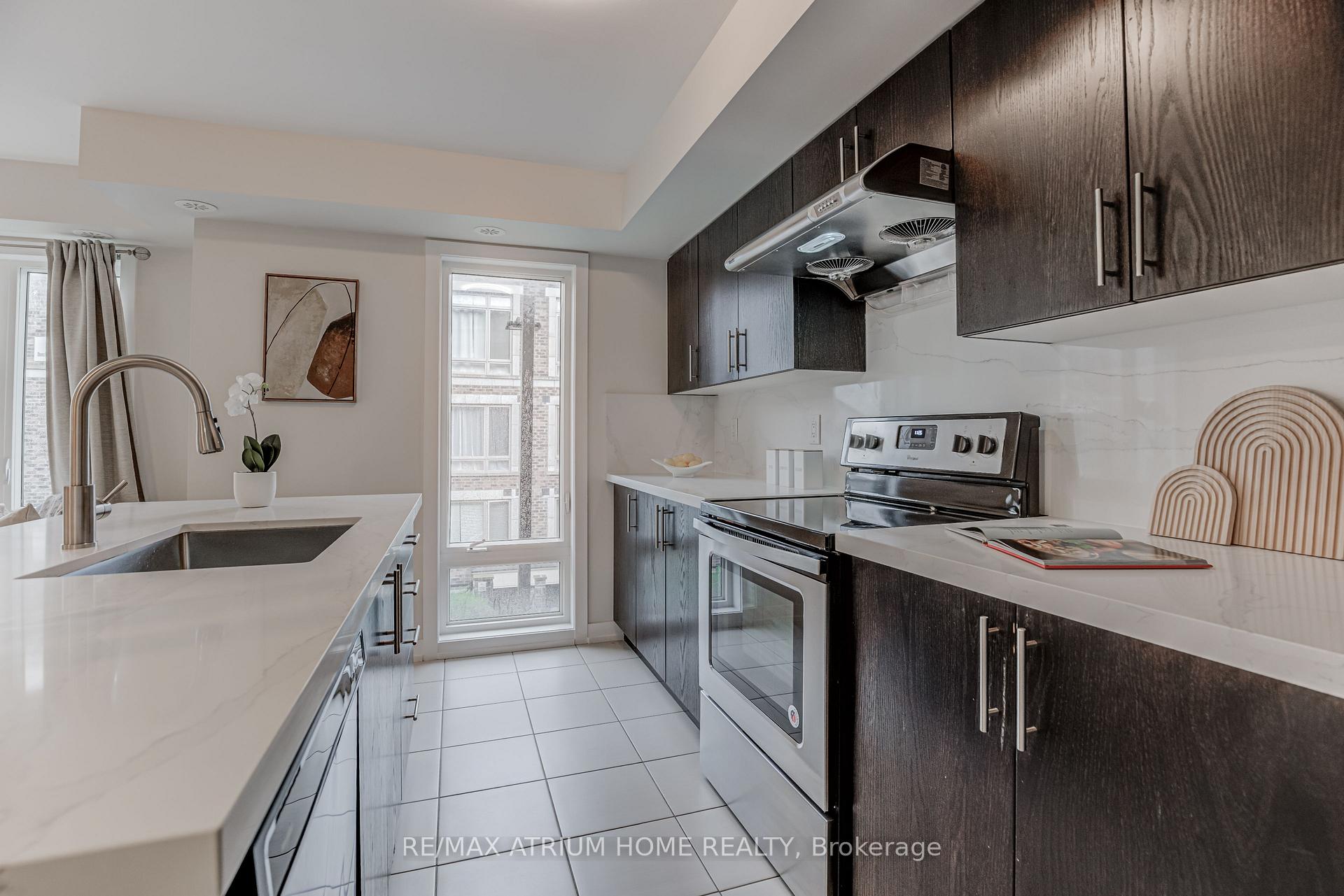 Photo 25 of Unit 220, 10 Dunsheath Way, Markham, Cornell — HOMEH