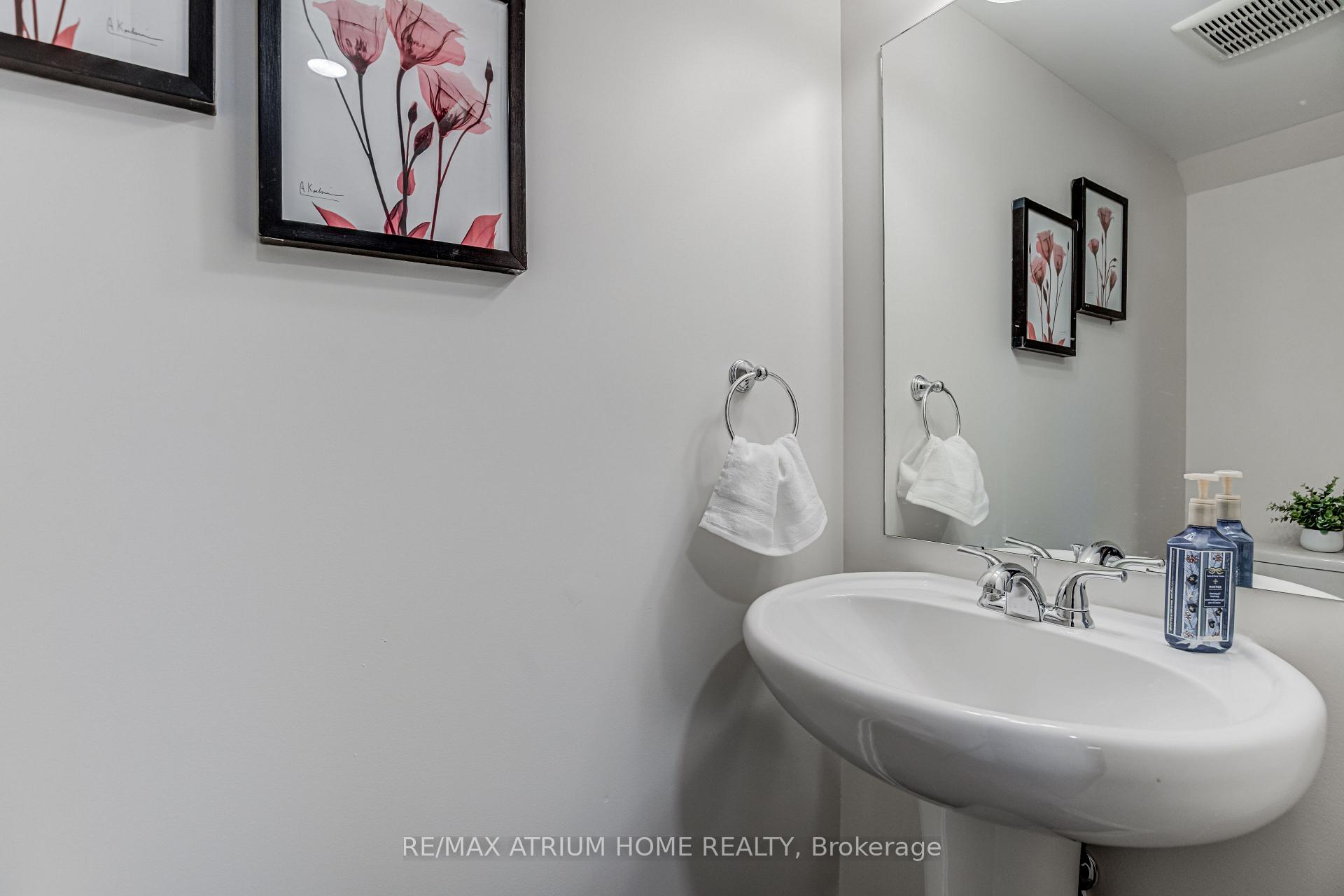 Photo 27 of Unit 220, 10 Dunsheath Way, Markham, Cornell — HOMEH