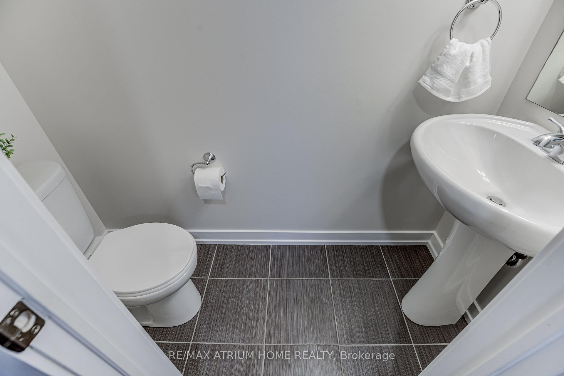 Photo 28 of Unit 220, 10 Dunsheath Way, Markham, Cornell — HOMEH