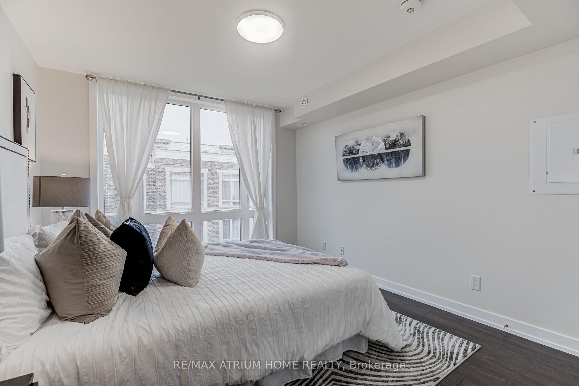 Photo 30 of Unit 220, 10 Dunsheath Way, Markham, Cornell — HOMEH