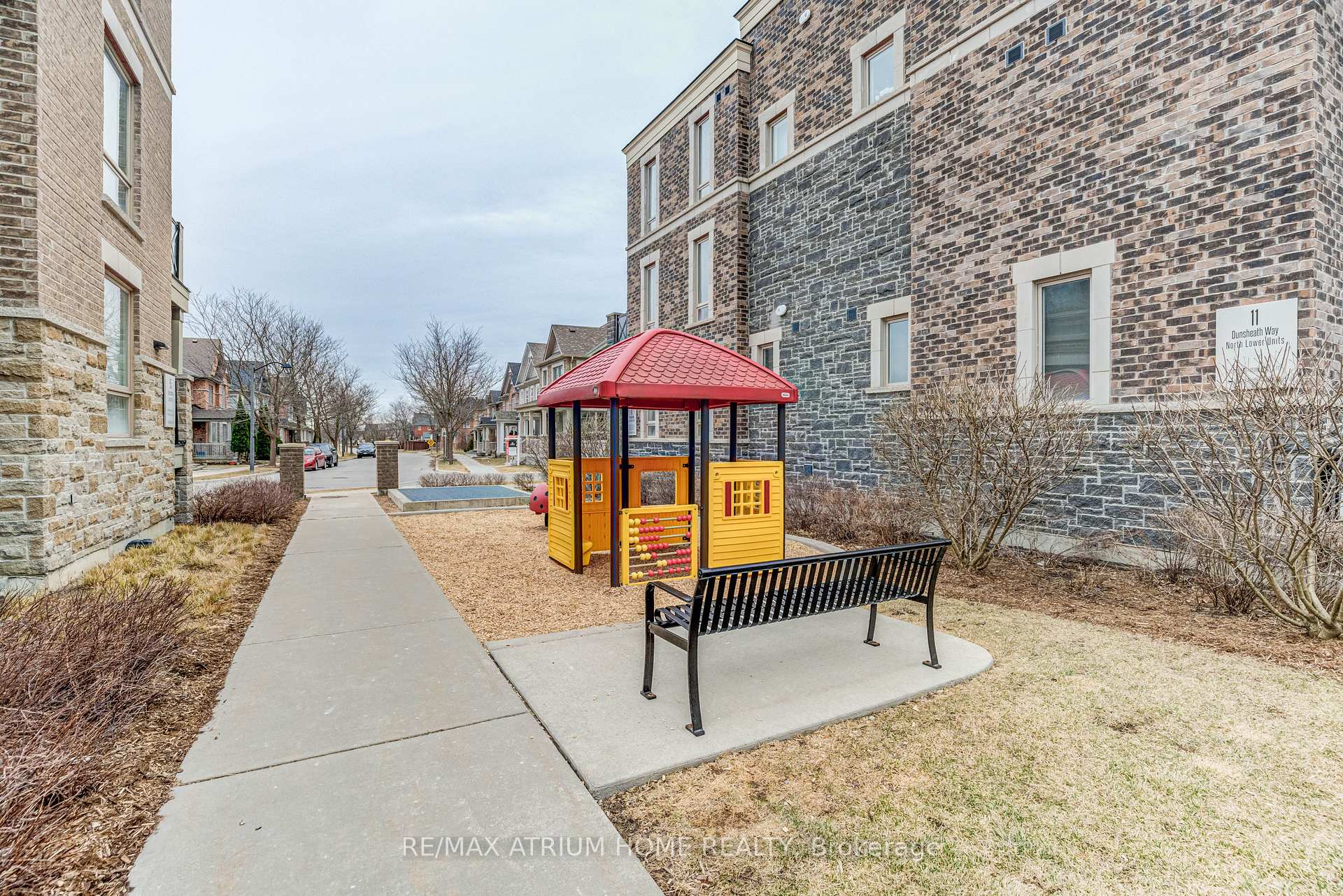 Photo 43 of Unit 220, 10 Dunsheath Way, Markham, Cornell — HOMEH
