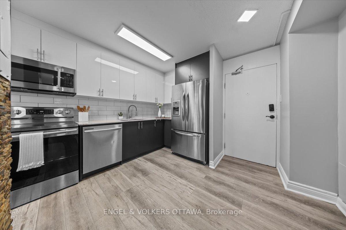 Photo 3 of Unit 610, 2020 Jasmine Crescent, Ottawa, Beacon Hill South — HOMEH