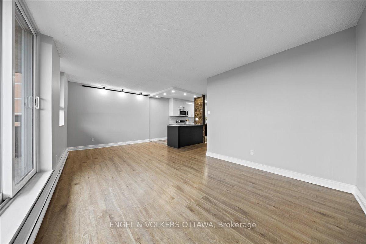 Photo 7 of Unit 610, 2020 Jasmine Crescent, Ottawa, Beacon Hill South — HOMEH