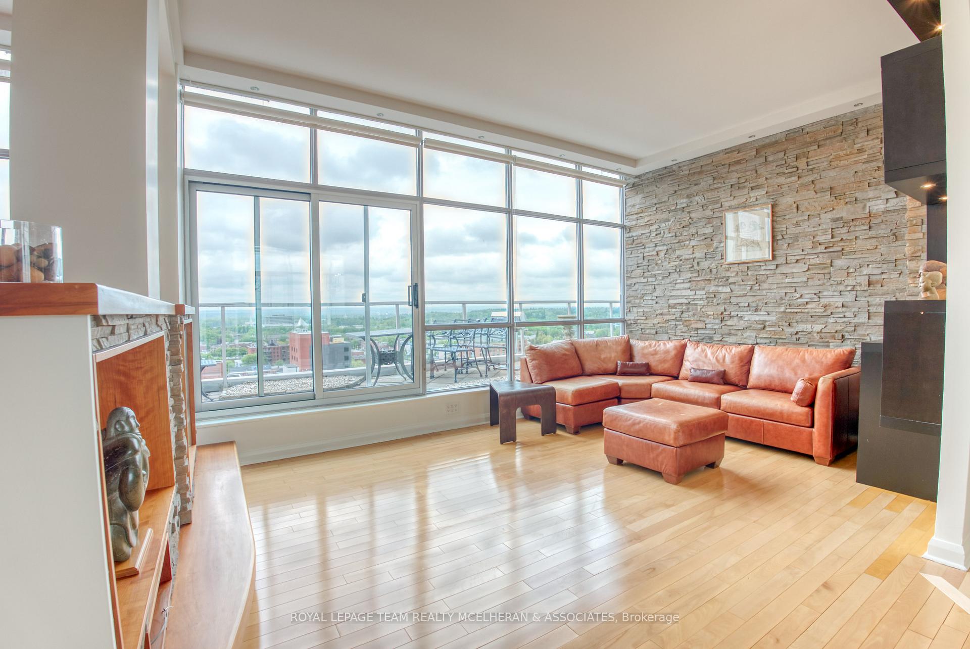 Photo 5 of Unit 1402, 180 York Street, Ottawa, Lower Town/Byward Market — HOMEH