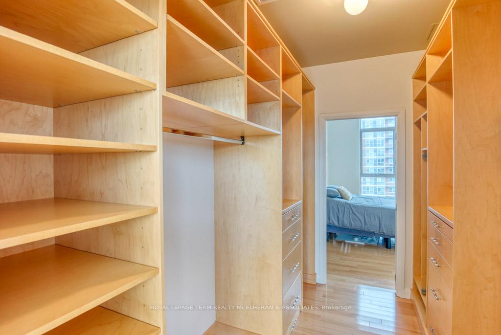 Photo 61 of Unit 1402, 180 York Street, Ottawa, Lower Town/Byward Market — HOMEH