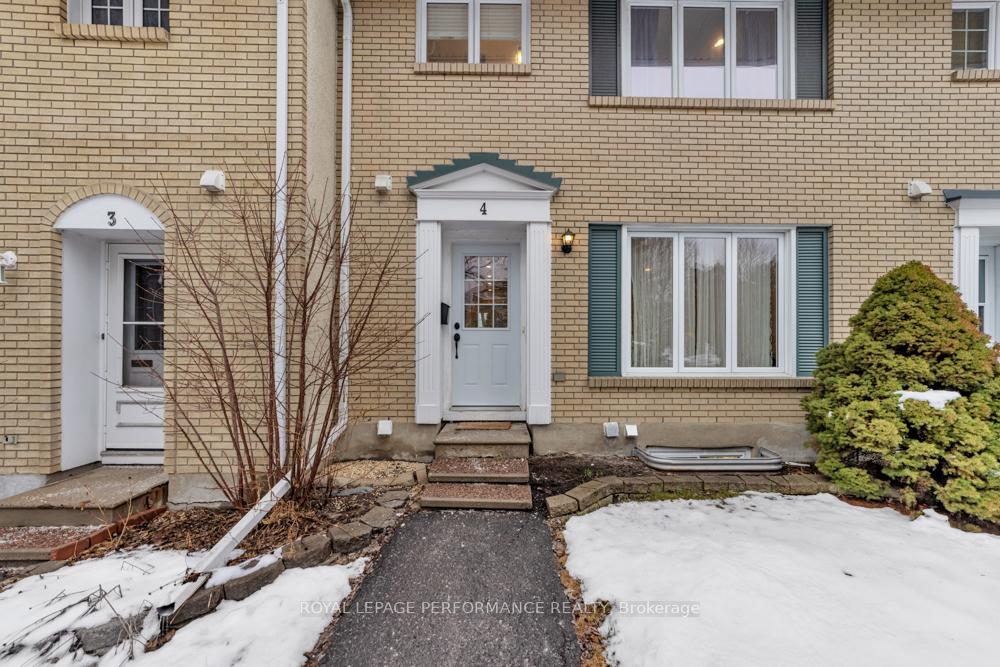 Photo 2 of Unit 4, 2300 Ogilvie Road, Ottawa, Beaconwood — HOMEH