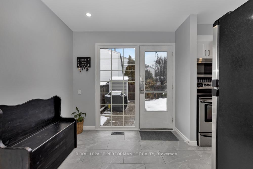 Photo 15 of Unit 4, 2300 Ogilvie Road, Ottawa, Beaconwood — HOMEH