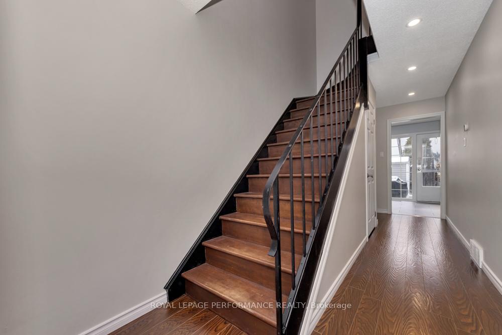 Photo 17 of Unit 4, 2300 Ogilvie Road, Ottawa, Beaconwood — HOMEH
