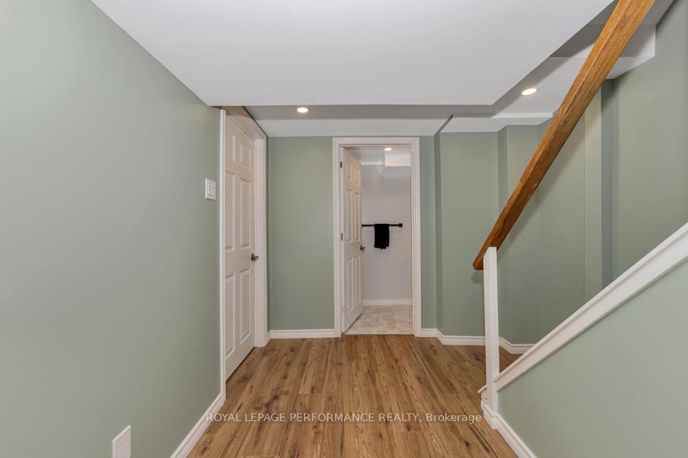 Photo 28 of Unit 4, 2300 Ogilvie Road, Ottawa, Beaconwood — HOMEH