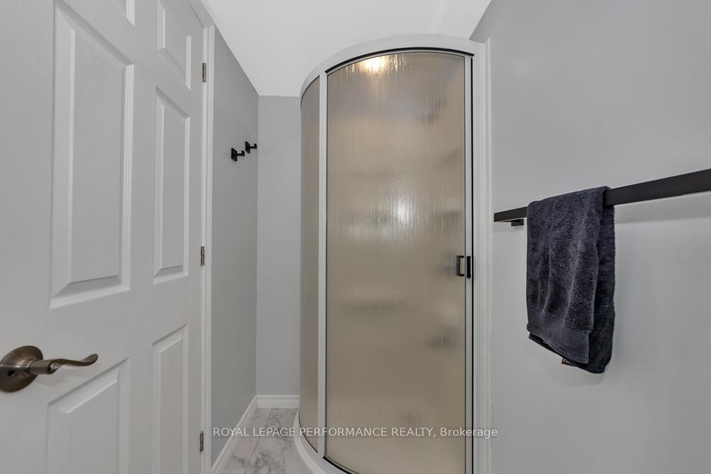 Photo 33 of Unit 4, 2300 Ogilvie Road, Ottawa, Beaconwood — HOMEH