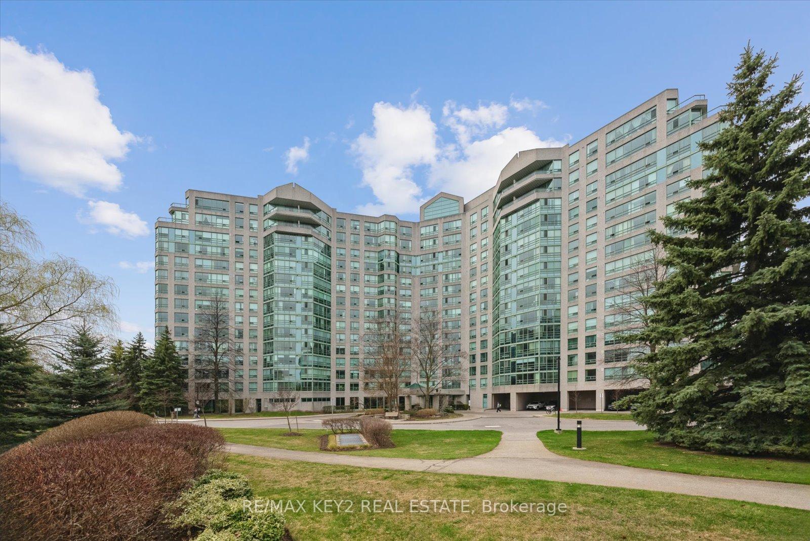 Photo 1 of Unit 305, 7805 Bayview Avenue, Markham, Aileen-Willowbrook — HOMEH