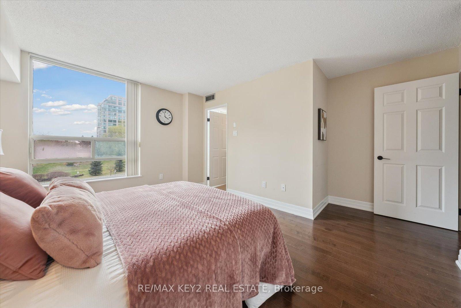 Photo 14 of Unit 305, 7805 Bayview Avenue, Markham, Aileen-Willowbrook — HOMEH