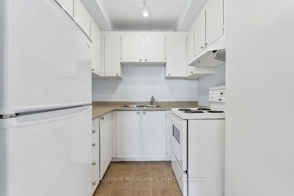 Photo 9 of Unit 402, 80 Grier Street, Belleville, Belleville Ward — HOMEH