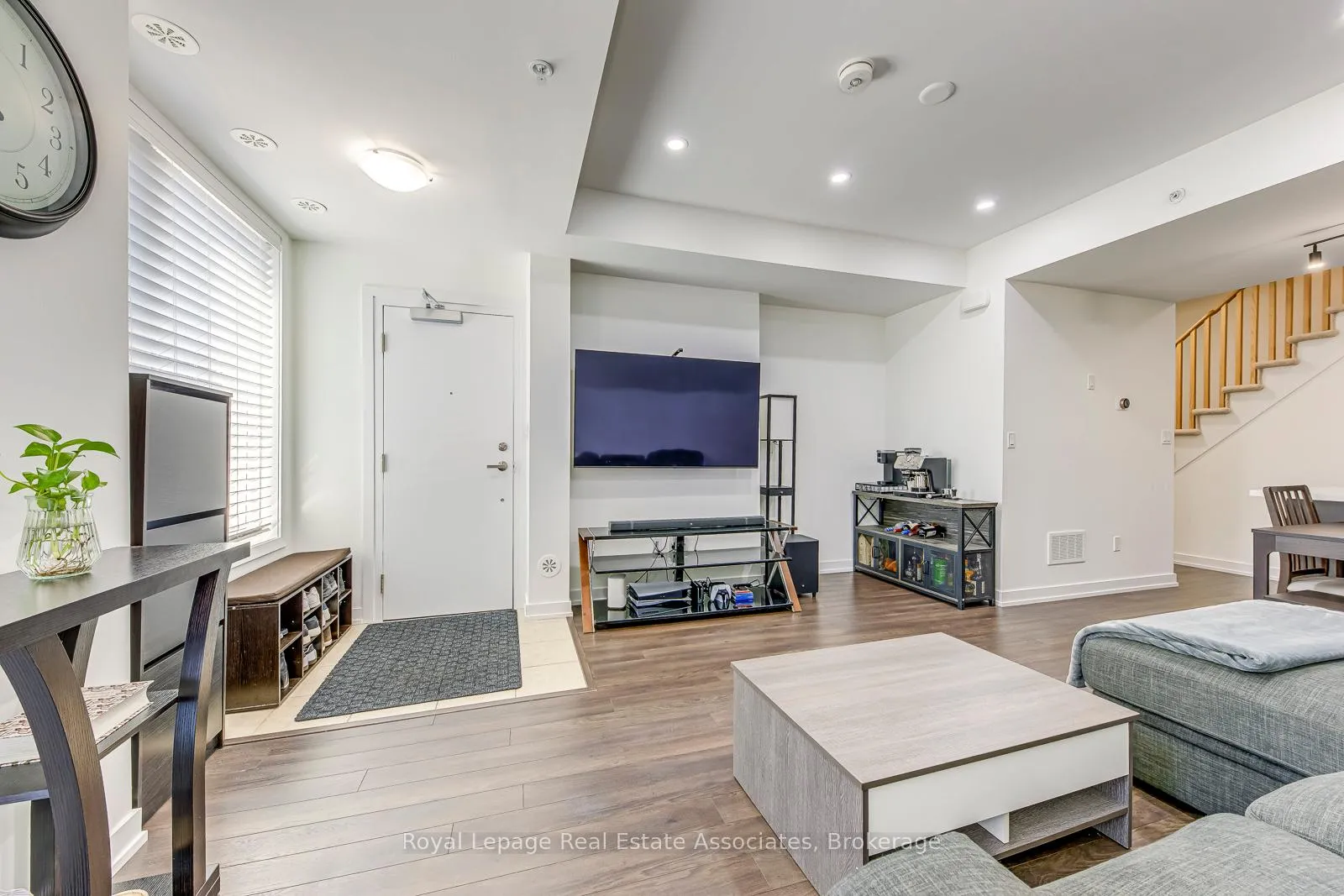 Photo 9 of Unit 310, 1555 Kingston Road, Pickering, Brock Ridge — HOMEH