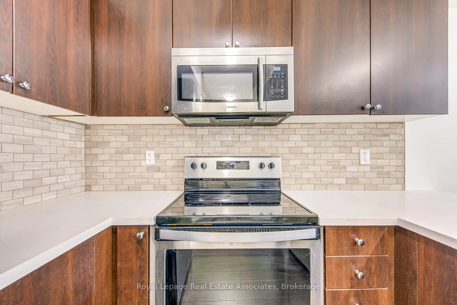 Photo 17 of Unit 310, 1555 Kingston Road, Pickering, Brock Ridge — HOMEH