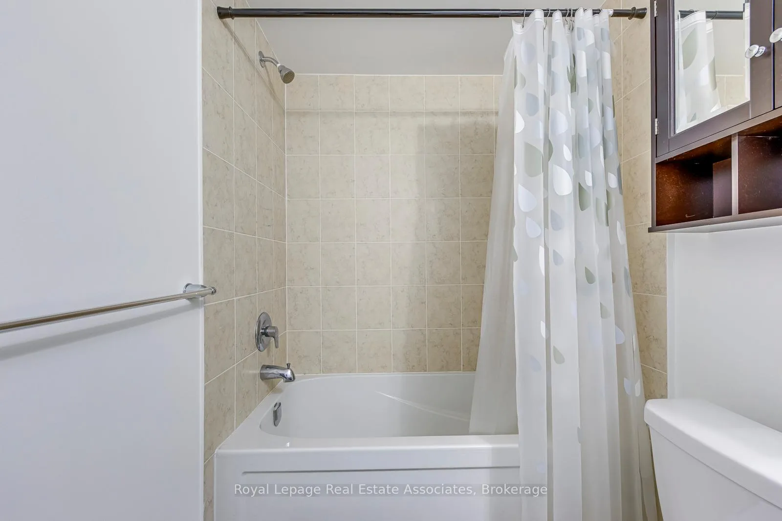 Photo 29 of Unit 310, 1555 Kingston Road, Pickering, Brock Ridge — HOMEH