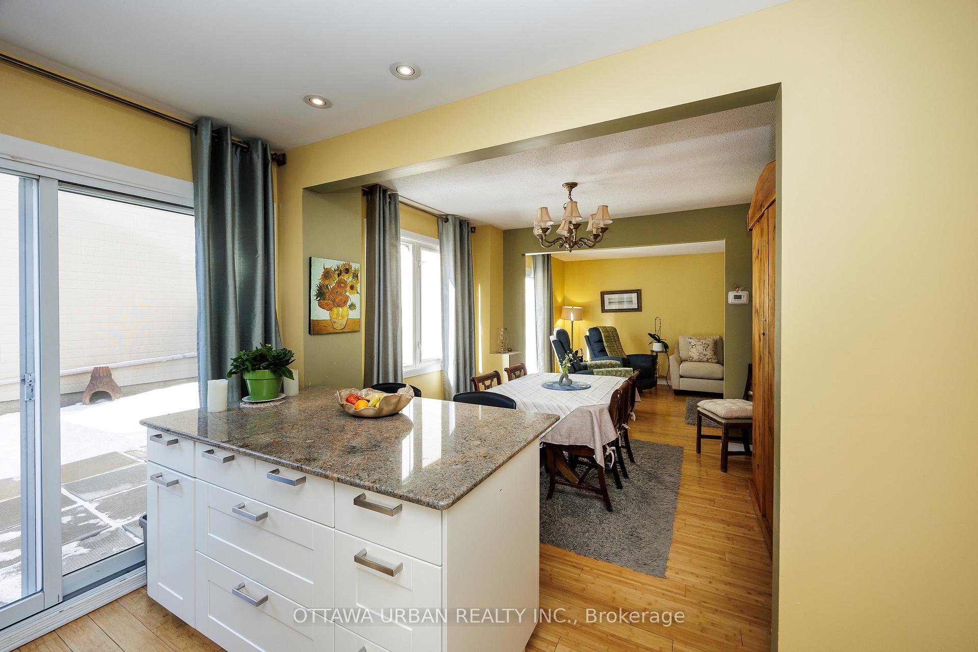 Photo 6 of Unit 115, 3691 Albion Road, Ottawa, Sawmill Creek/Timbermill — HOMEH