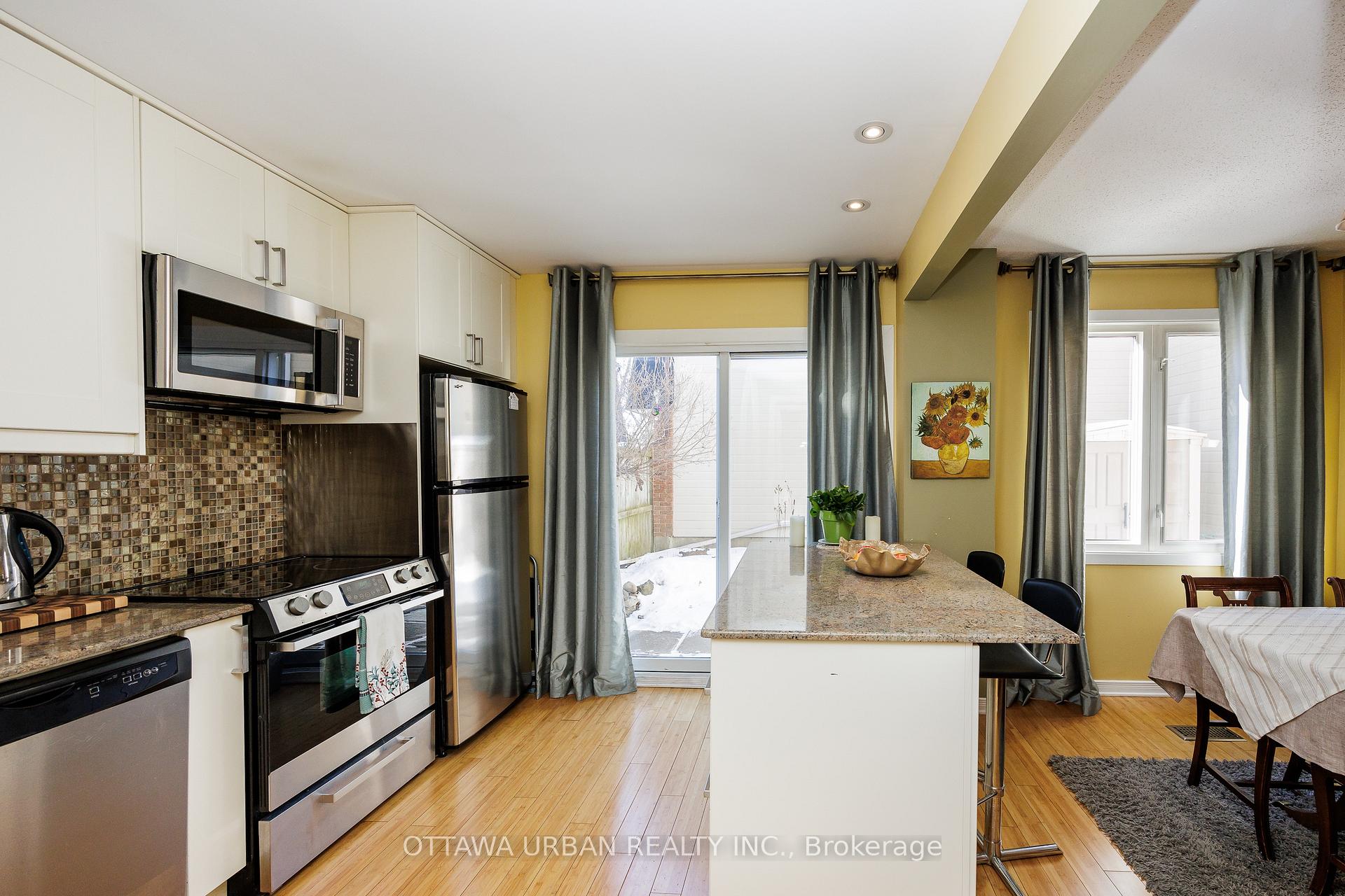 Photo 8 of Unit 115, 3691 Albion Road, Ottawa, Sawmill Creek/Timbermill — HOMEH