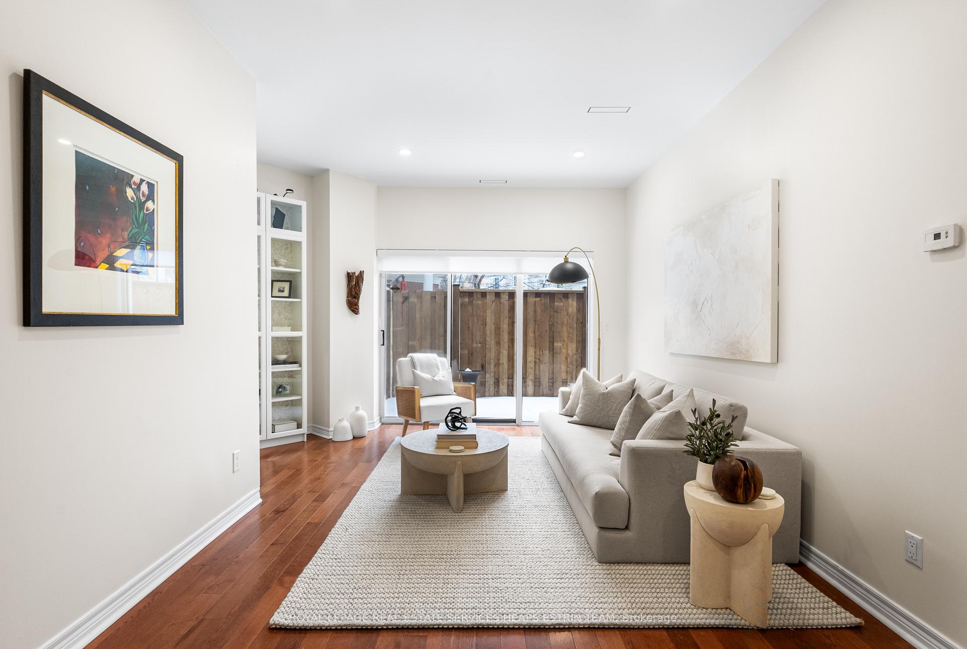Photo 5 of Unit 106, 211 Randolph Road, Toronto, Leaside — HOMEH