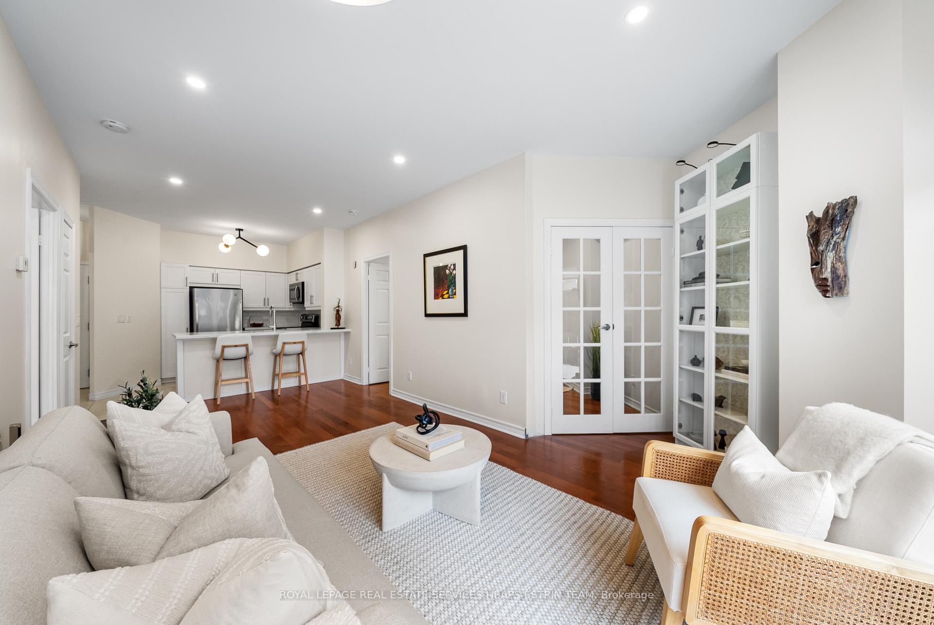 Photo 6 of Unit 106, 211 Randolph Road, Toronto, Leaside — HOMEH