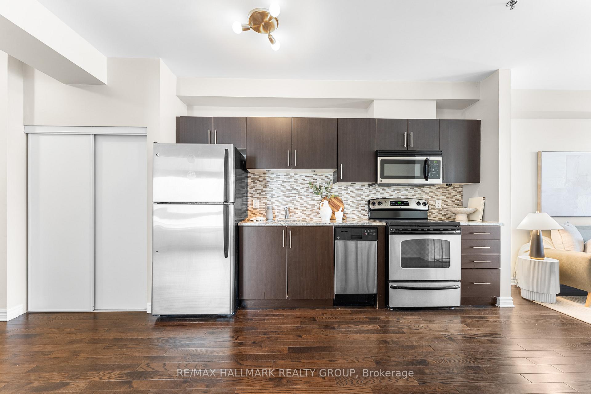 Photo 12 of Unit 407, 429 Kent Street, Ottawa, Ottawa Centre — HOMEH
