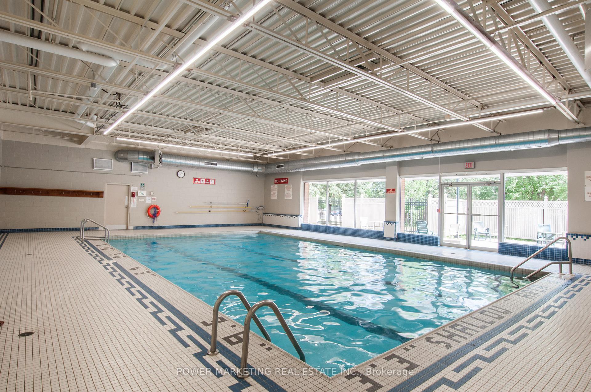 Photo 4 of Unit 1005, 2020 Jasmine Crescent, Ottawa, Beacon Hill South — HOMEH