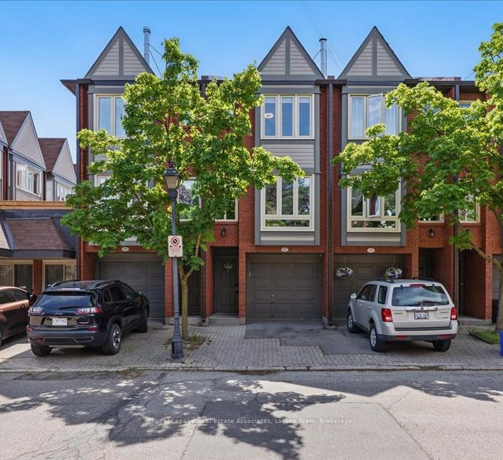 Front of Unit 617, 895 Maple Avenue S