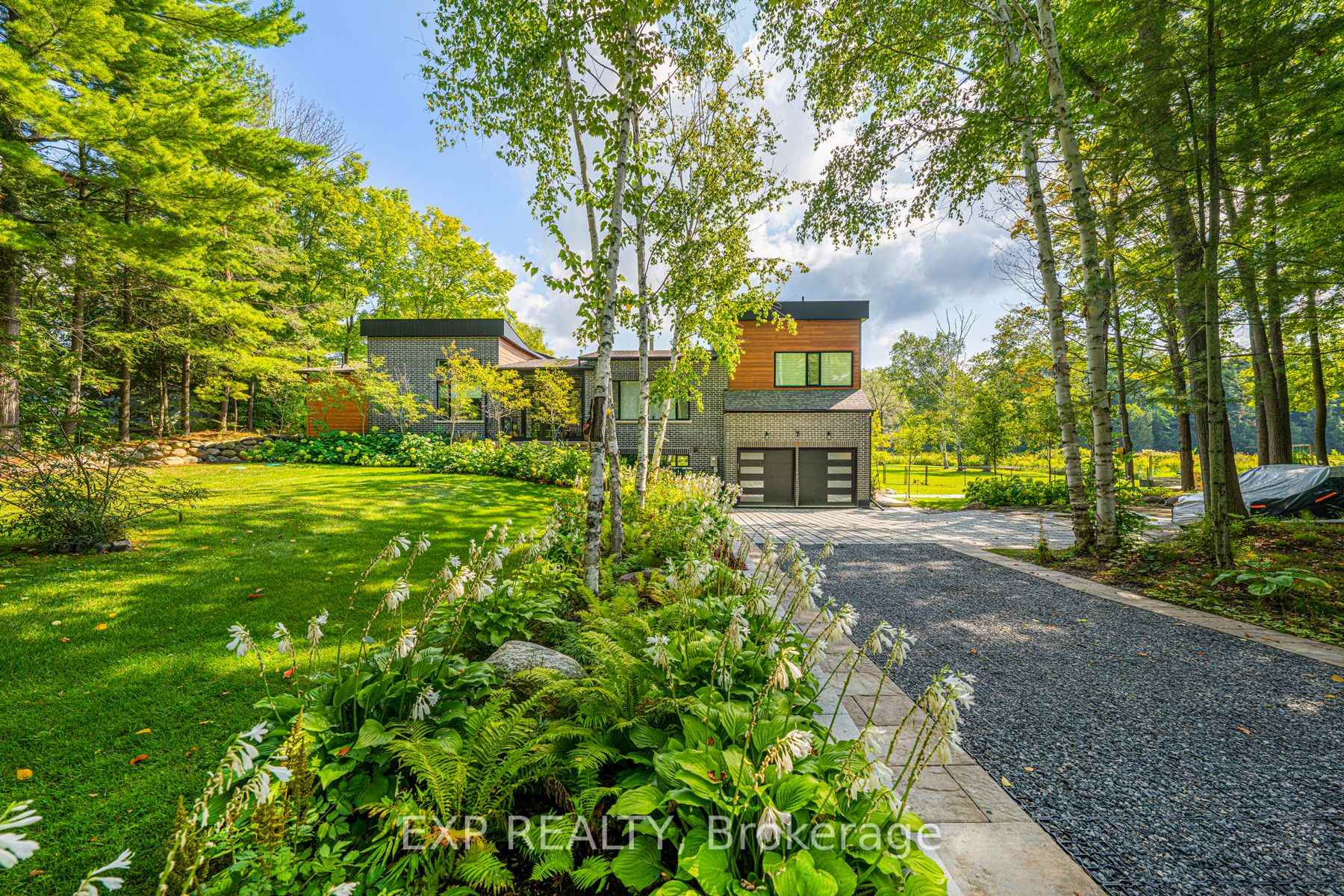 Photo 1 of 5 Birch Knoll Road, Georgina, Sutton & Jackson's Point — HOMEH