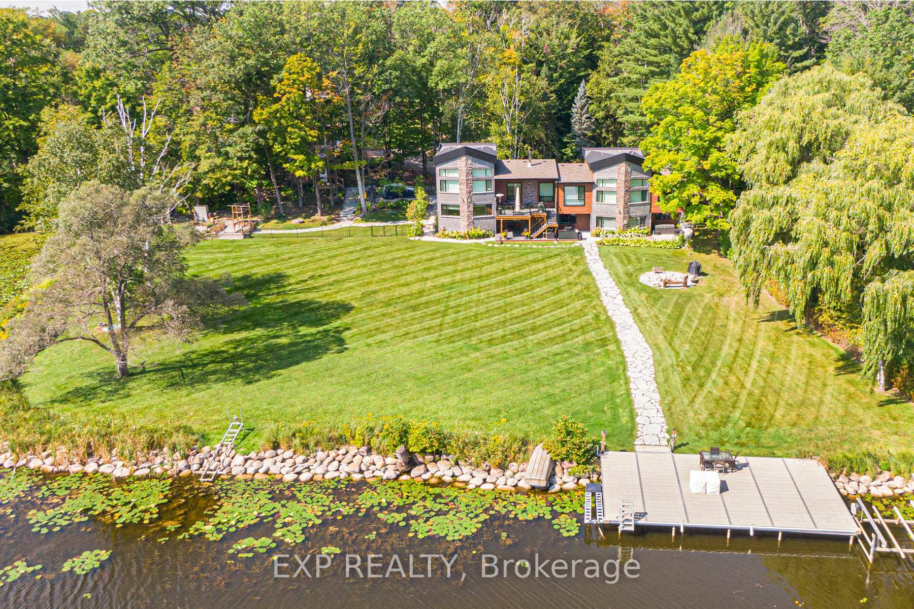 Photo 2 of 5 Birch Knoll Road, Georgina, Sutton & Jackson's Point — HOMEH