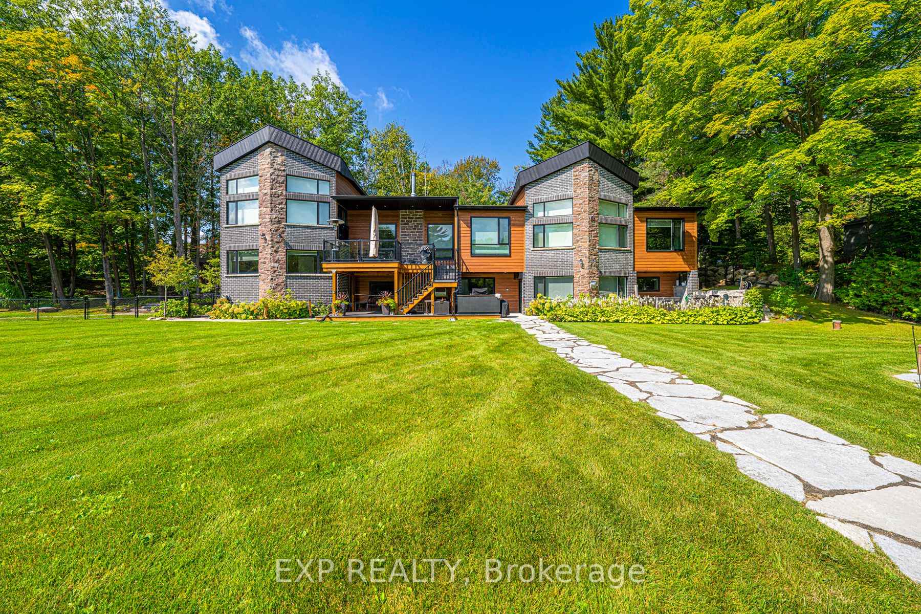Photo 5 of 5 Birch Knoll Road, Georgina, Sutton & Jackson's Point — HOMEH