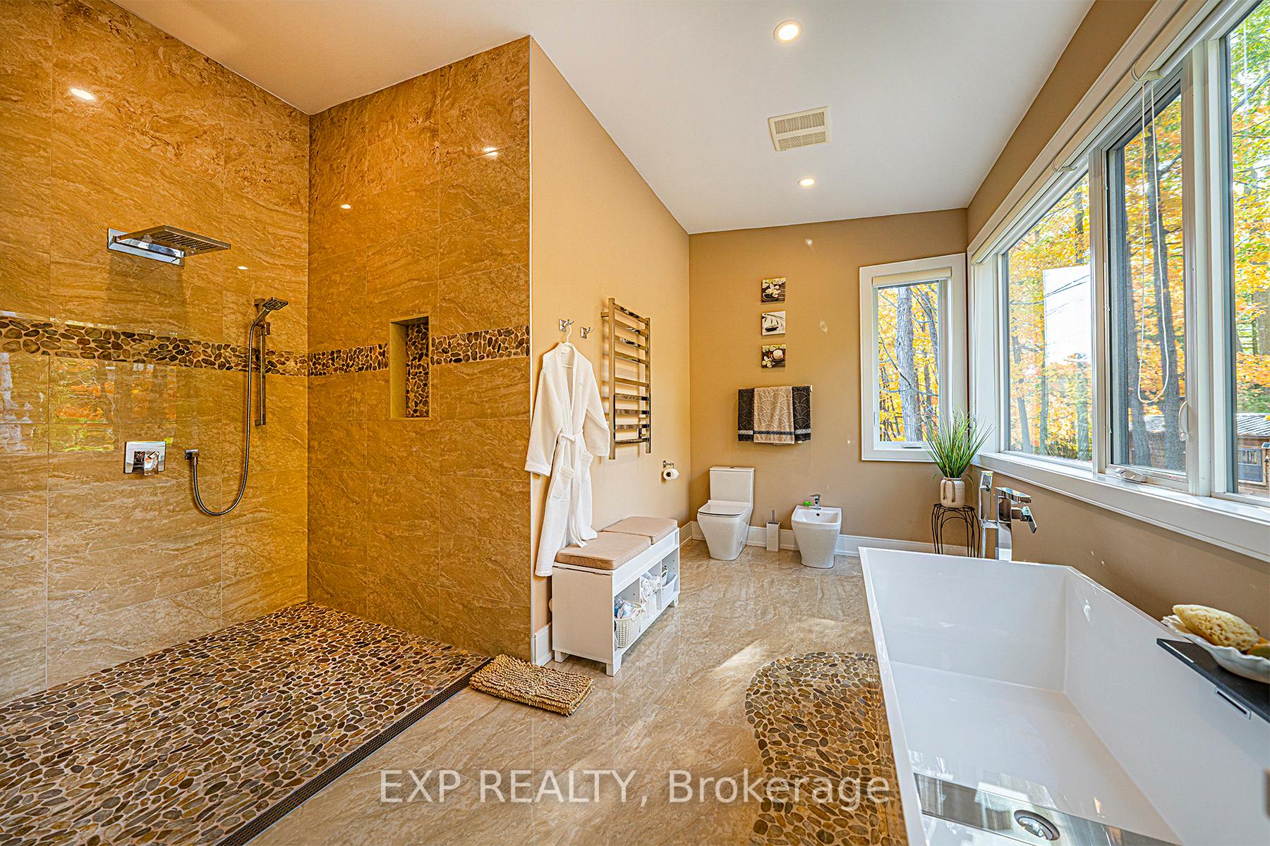 Photo 22 of 5 Birch Knoll Road, Georgina, Sutton & Jackson's Point — HOMEH