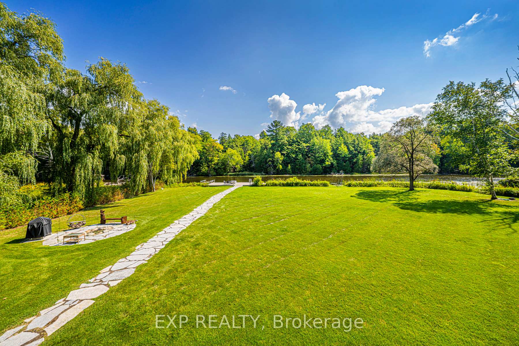 Photo 38 of 5 Birch Knoll Road, Georgina, Sutton & Jackson's Point — HOMEH
